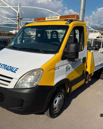 Iveco DAILY CARROATTREZZI SCARRABILE COMEAR