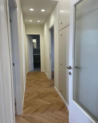 Parquet listello rovere poco nodato Pesaro
