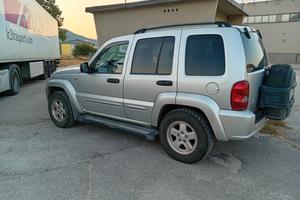 Cherokee kj
