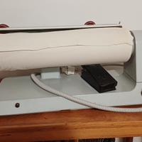 Macchina da Stiro per Lenzuola con Tavolinetto