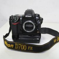 NIKON D700