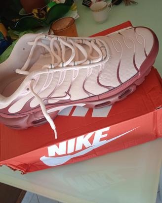 Nike tn
