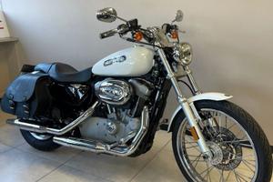 Harley-Davidson Sportster 883