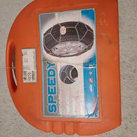 Catene auto per neve.