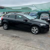 Volvo V40 T2 R-design Kinetic 2.0 Benzina ok neo p