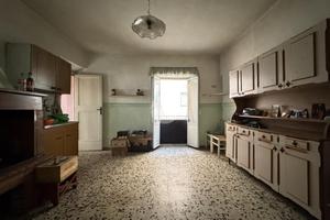 2 LOCALI A MONTEROTONDO