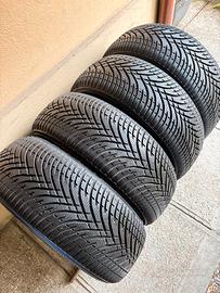 TRENO 4 GOMME INVERNALI KLEBER KRISALP HP3 225/55