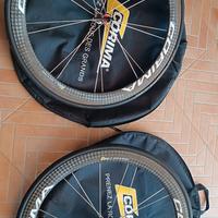 Ruote in carbonio Corima con tubolari