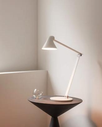 Lampada Louis Poulsen NJP da tavolo