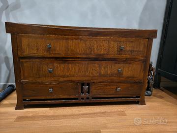 Cassettiera in legno 