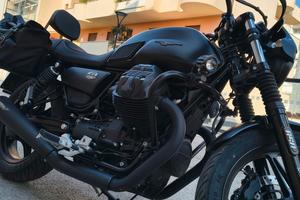 Moto Guzzi V7 Stone 850
