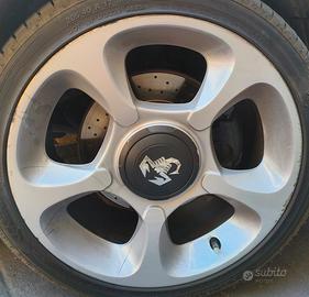 4 Cerchi in lega da 17 pollici per 500 Abarth 