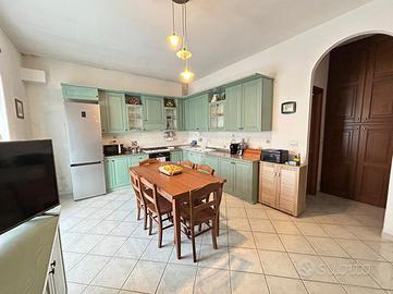 3 LOCALI A GASSINO TORINESE