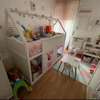Letto a casetta montessoriano con soppalco