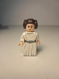 Mini figure lego Leila