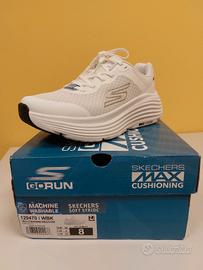 skechers max cushioning