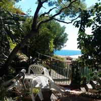 Varazze Trilocale con Giardino Privato Vista Mare