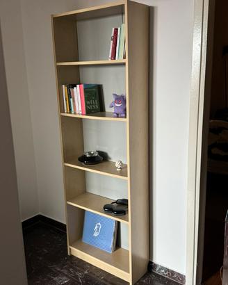Libreria modulare in legno chiaro