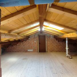 SOTTOTETTO come deposito ripostiglio temporaneo