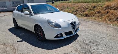 Alfa Romeo Giulietta 1.6 JTDm-2 105 CV Tagliandata