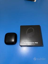 Powerbeats pro black