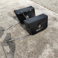 portapacchi con borse Ducati Scrambler 