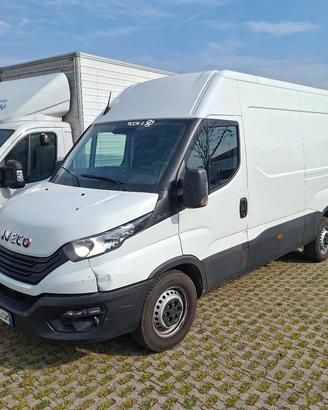 Iveco daily furgone 35 qli 