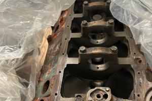 Blocco motore Chevrolet V8, Chevy 350 monoblocco