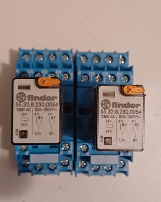 Stock materiale elettrico   2 relè finder 
