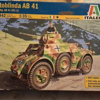 Autoblinda AB41 1/35 Italeri