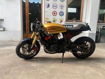 caffè Racer Honda Hornet 