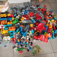 lego duplo vari treni rotaie 