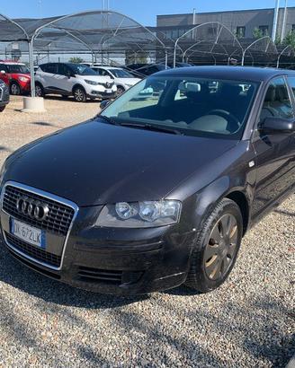 AUDI A3 SPB 2.0 16V TDI Ambiente