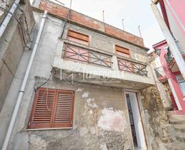 SOLUZIONE SEMI INDIPENDENTE A SCALETTA ZANCLEA