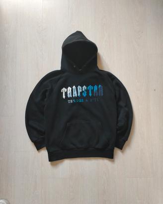 Felpa con cappuccio Trapstar nera con ricamo.