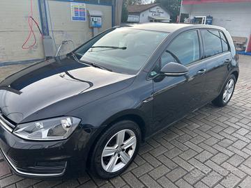 Volkswagen Golf 1.6 TDI 110 CV 5p. Executive BlueM