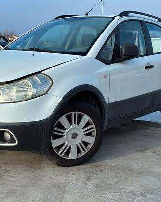 RICAMBI USATI FIAT SEDICI 1.6 2010 M16A - CARROZZE