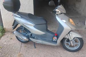 Honda Dylan 150cc