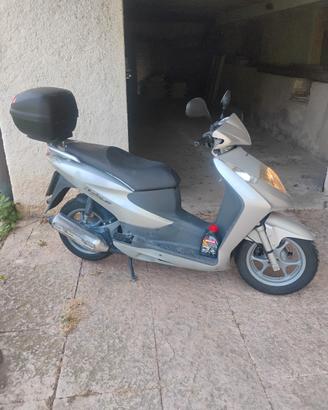 Honda Dylan 150cc