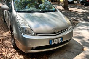 TOYOTA PRIUS 1.5 ibrida NON TRATTABILE