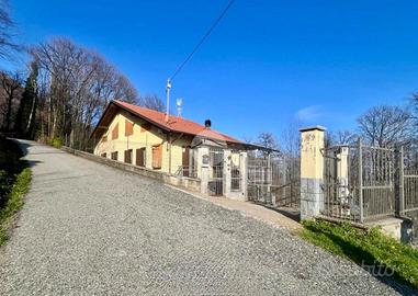 VILLA SINGOLA A CORIO