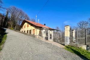 VILLA SINGOLA A CORIO