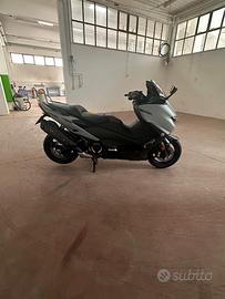 T max 560
