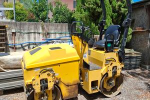 Rullo compattatore vibrante 16q