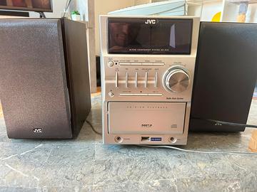 Stereo JVC Hi-Fi con casse e telecomando 
