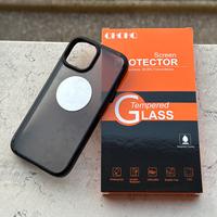 Cover iphone 15 spigen usata + 2 vetri schermo