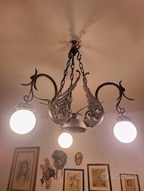 Lampadario in ferro battuto