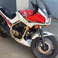 Honda VF 500 F