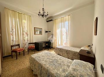 3 LOCALI A LA SPEZIA