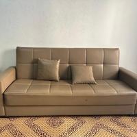 Divano letto contenitore in ecopelle color tortora